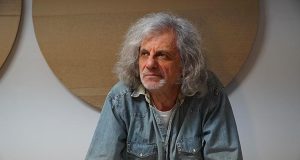 Arrivano i dunque - Alessandro Bergonzoni - Teatro Elfo Puccini Milano - Stagione 2024/2025