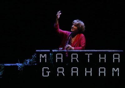 Lella Costa - Se non posso ballare… non è la mia rivoluzione - Milano Teatro Carcano - Stagione 2024/2025
