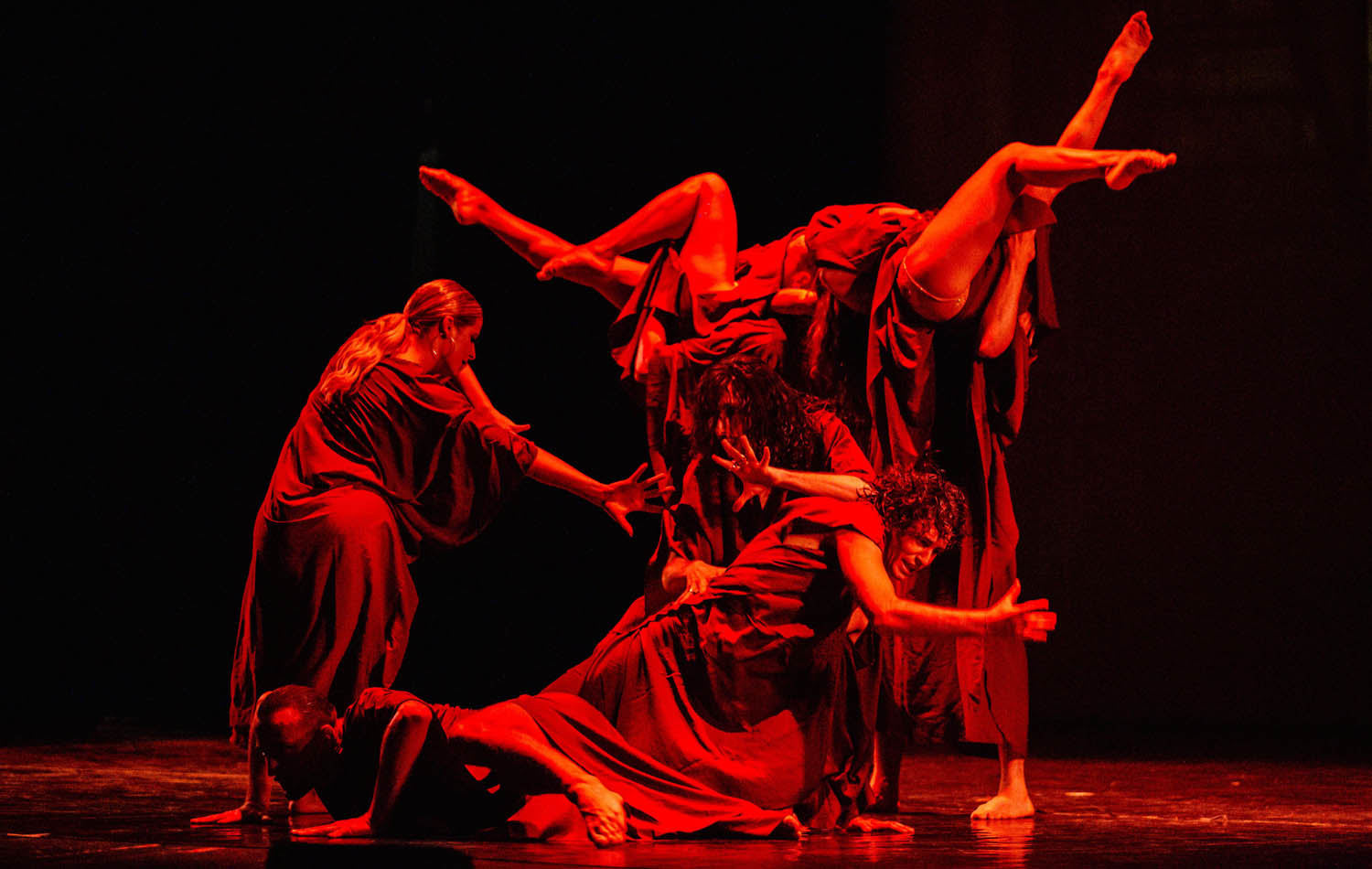 Veera Kinnunen - In the deep - Milano EcoTeatro - Stagione 2024/2025