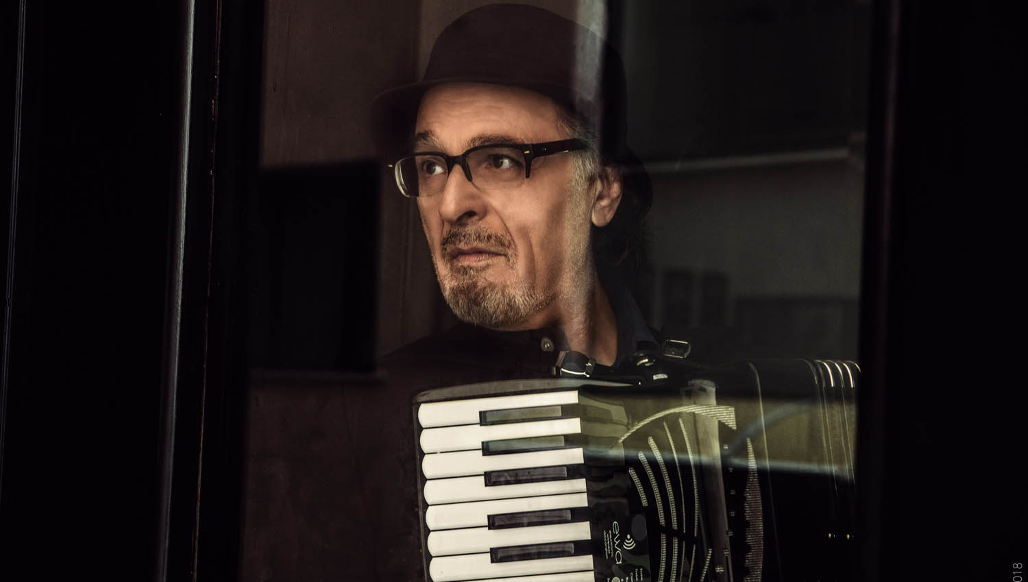 Eduardo De Crescenzo - Avvenne a Napoli - concerto Milano - Teatro Manzoni - Stagione 2025/2026
