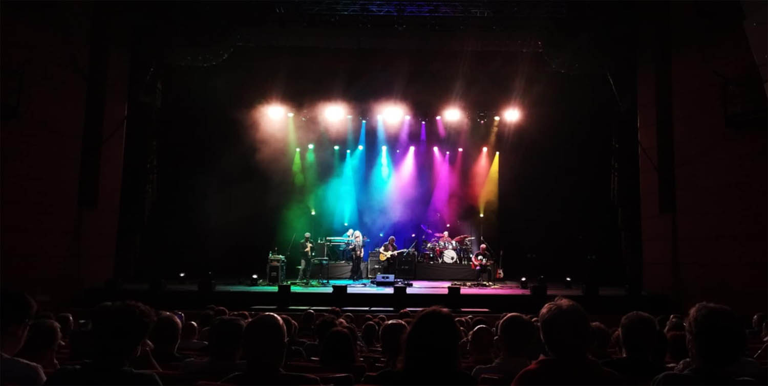 Recensione concerto Steve Hackett - Milano Teatro degli Arcimboldi - Stagione 2025/2026